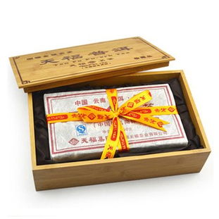 天福茗茶喇嘛金銀貢茶精制生熟茶磚禮盒評析 值得購買的品質之選